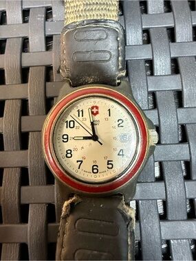 Vintage Swiss Army Marlboro Adventure Team Red Bezel Quartz Watch Date Untested